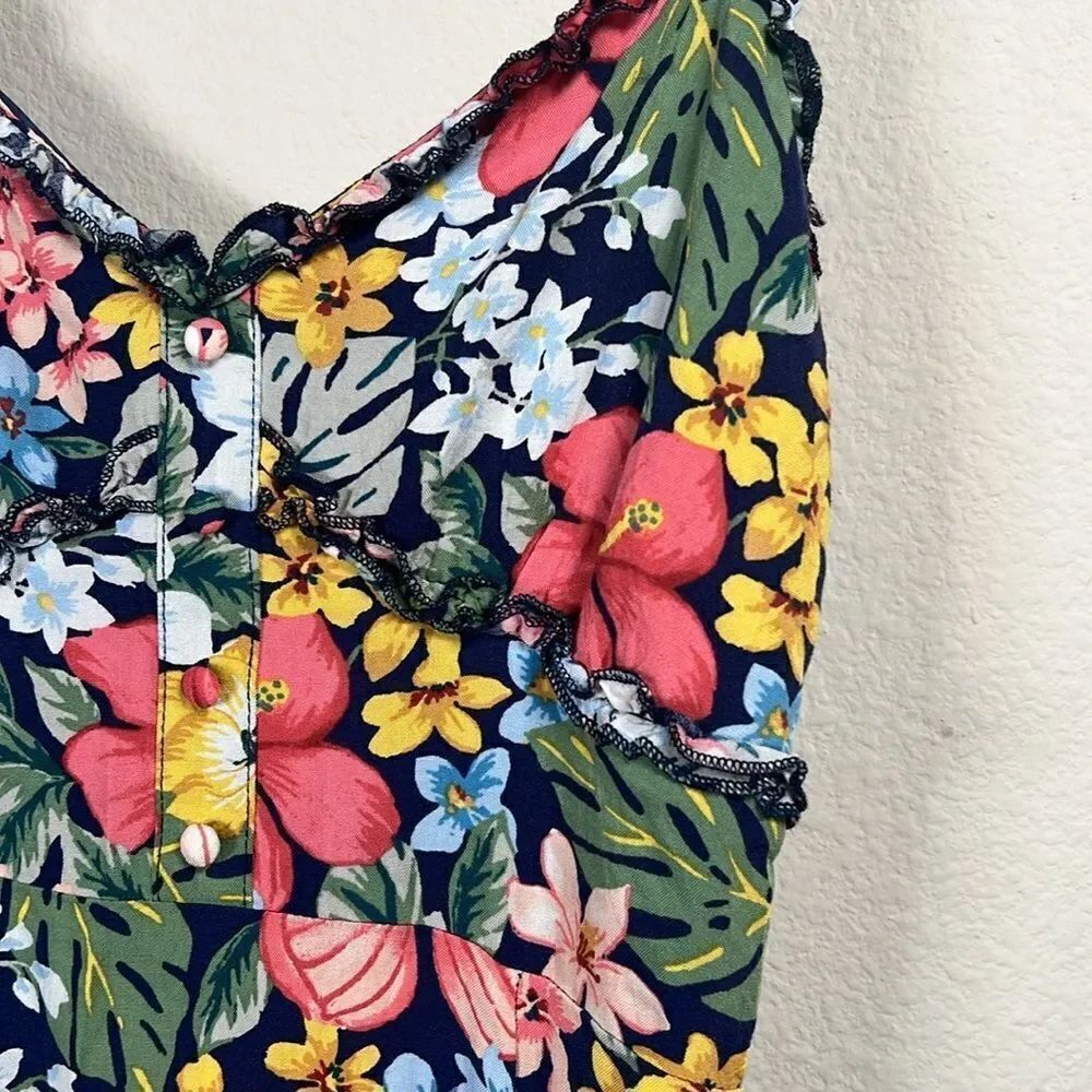 Floral Dress  - Picture 4 of 7